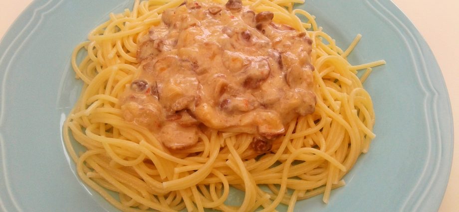 csibegombás-vargányás spagetti